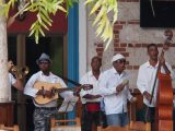 Musicians at the cafe