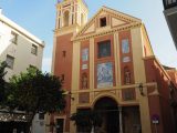 Church on edge of Santa Cruz)